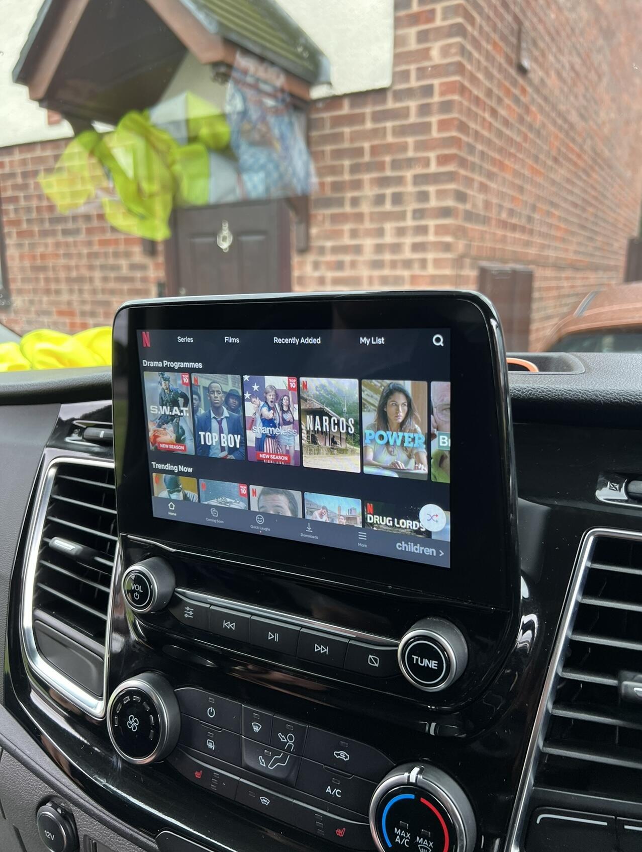 AI Media Box voor Ford